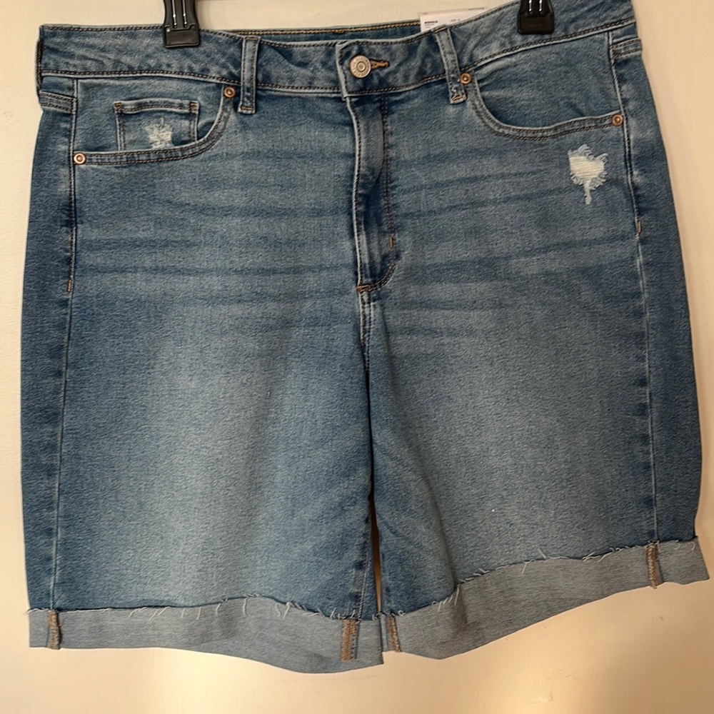 Women's Sonoma Goods For Life® High-Waist 9" Bermuda Jean Shorts  size 1…